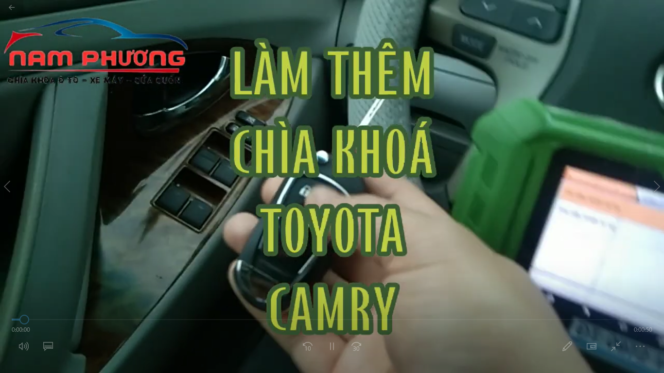 Làm thêm chìa khoá Toyota Camry tại Hồng Hải Hạ Long