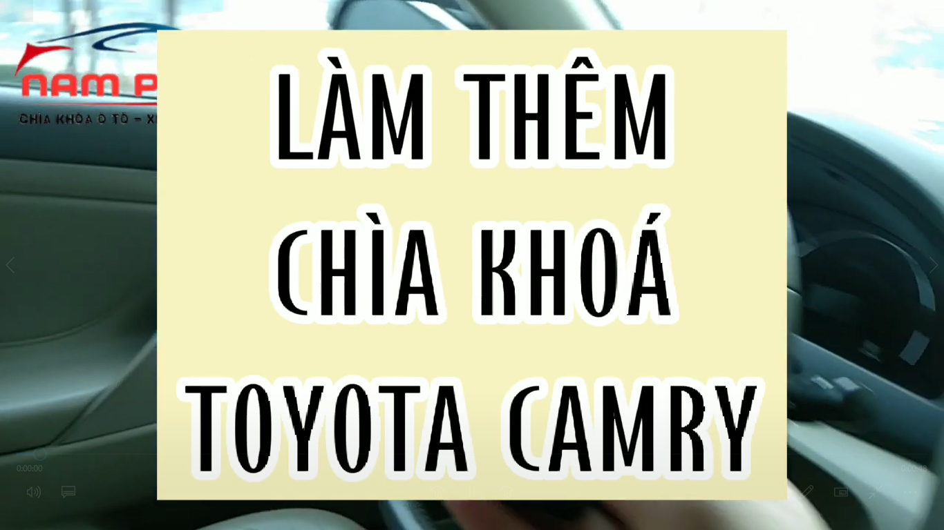 Làm thêm chìa khoá gập mẫu thông minh Camry khách Bãi Cháy - Làm chìa khóa ô tô-Làm khóa cửa cuốn